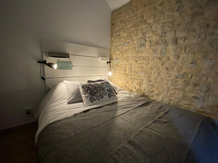 Bed In The City - Appart'Hotel - Historical Center 贝叶 外观 照片